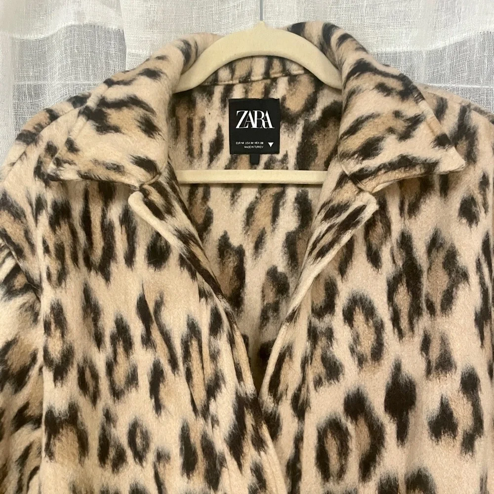 Zara Leopard Fleece Pullover - Picture 3 of 5